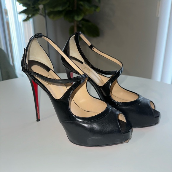 Black Christian Louboutins size 37 - Picture 4 of 5